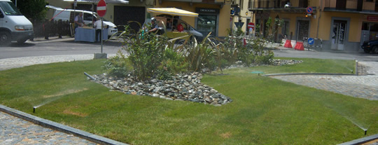 Aiuola centro paese